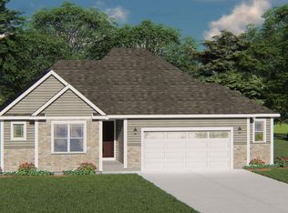 1118 Juniper Ln, Oconomowoc, WI 53066