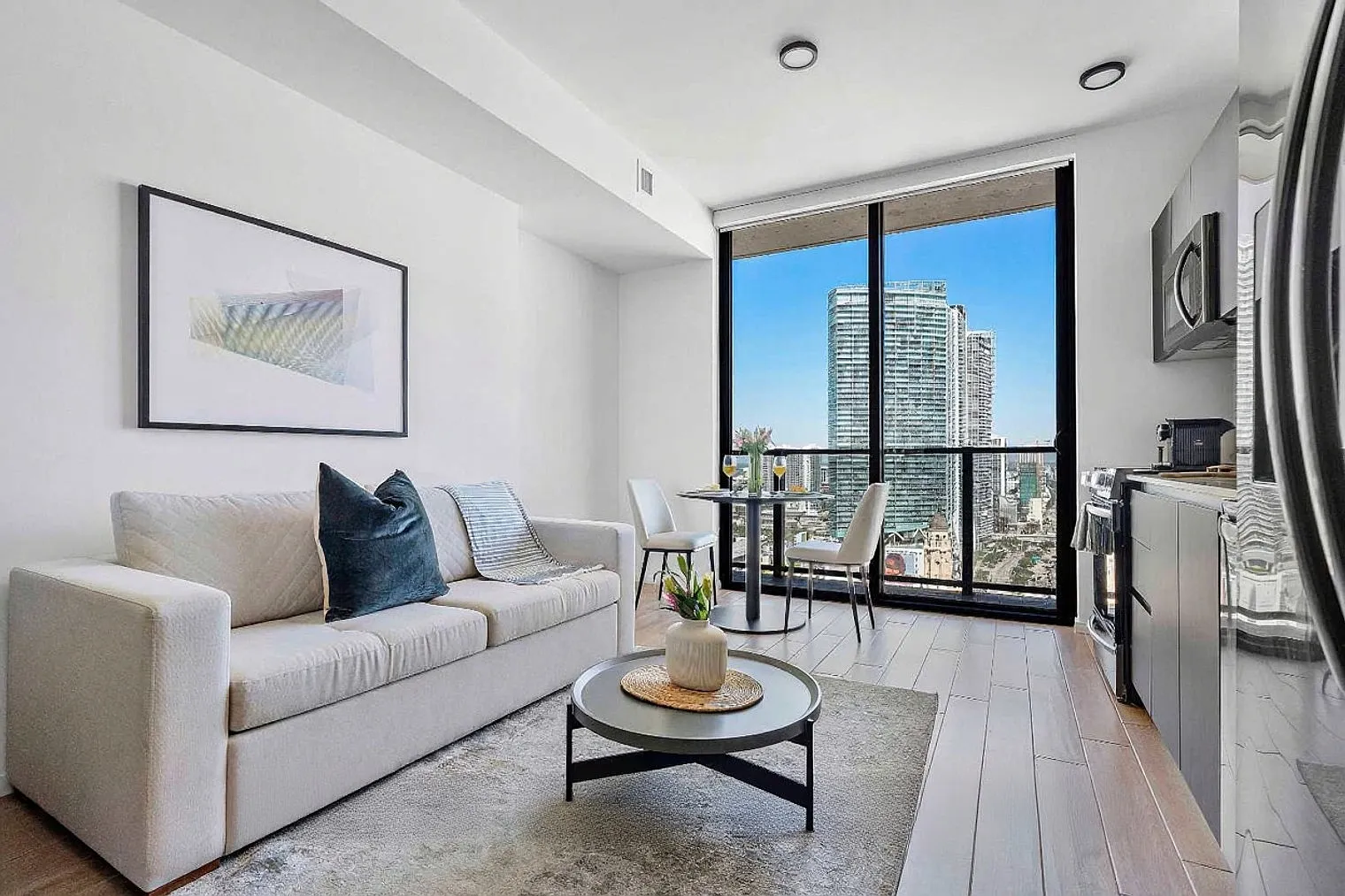 Studio, 1.0 bath, 516 sqft, $3,713 — Photo 1