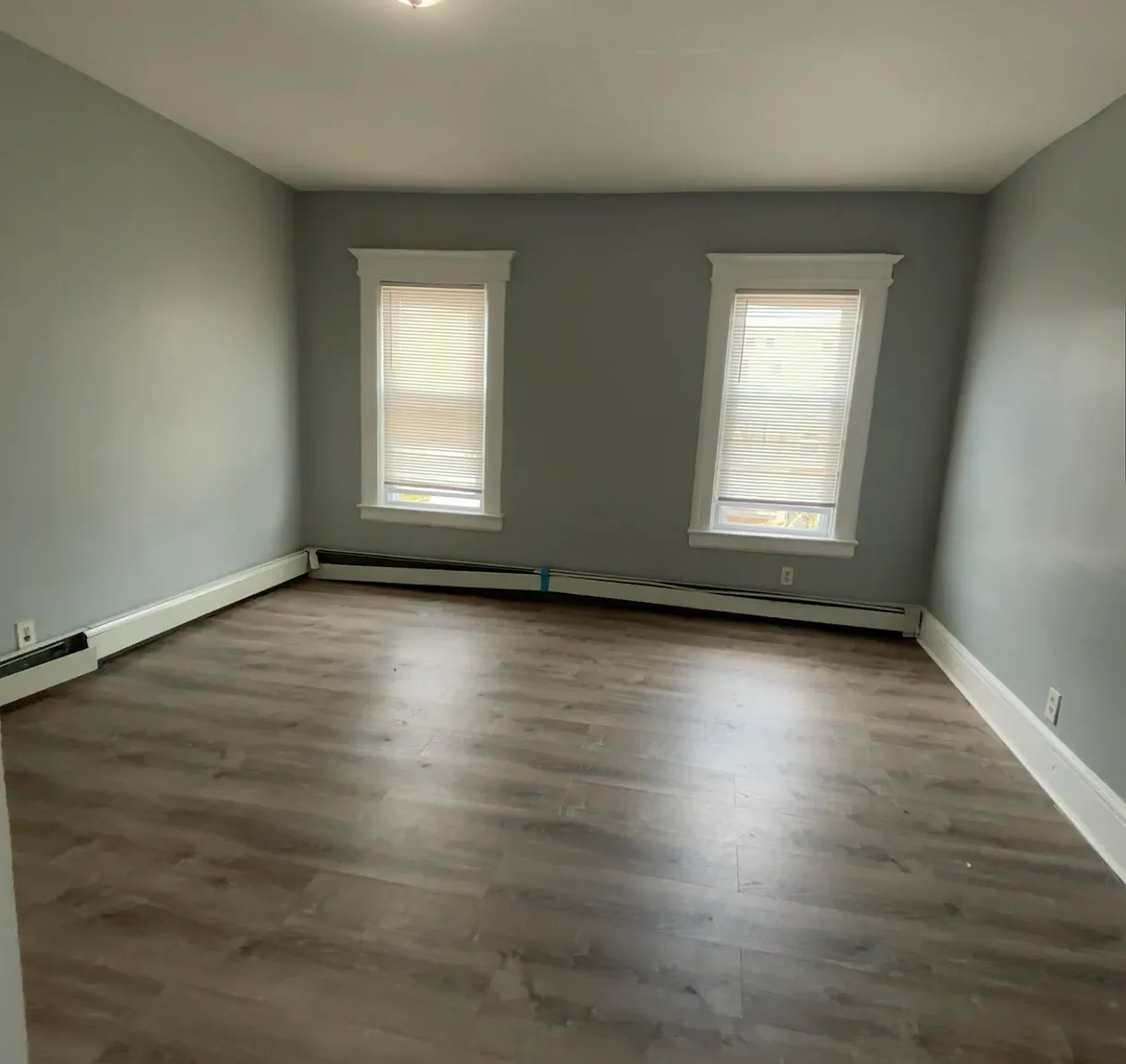 17 Cedar Ave — Photo 3