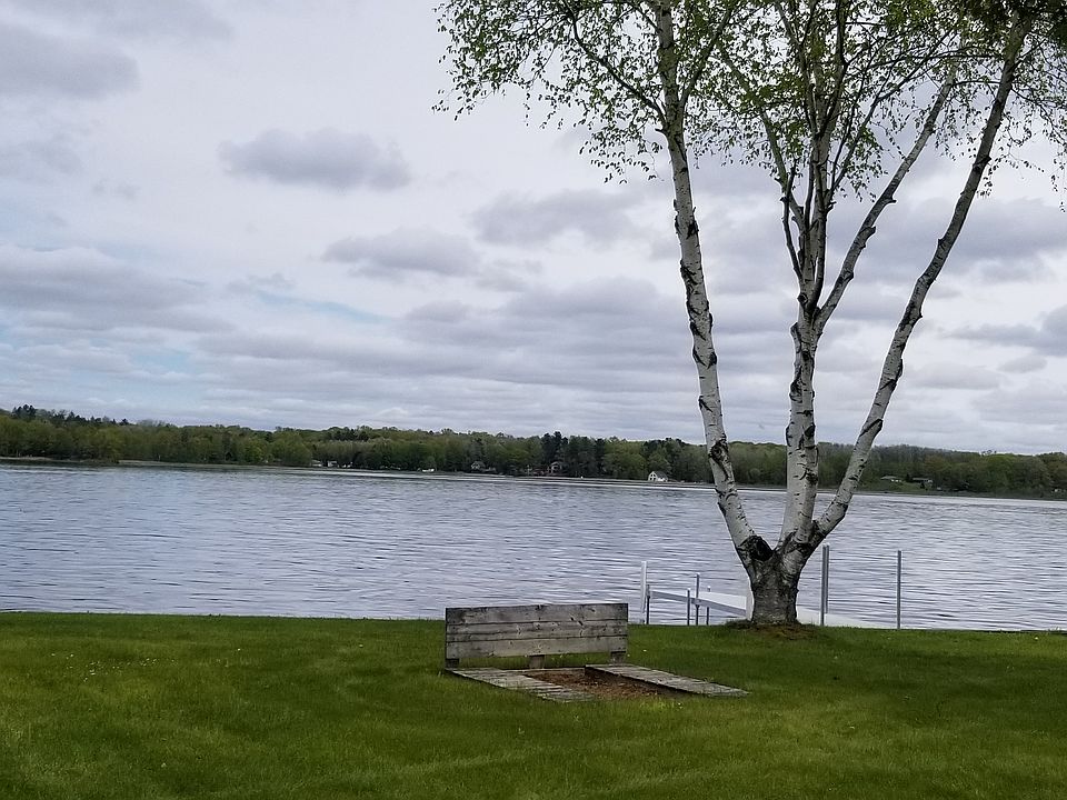 1st image of 6238 Lake Dr
