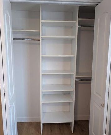3rd image of 128 Danielle Ct