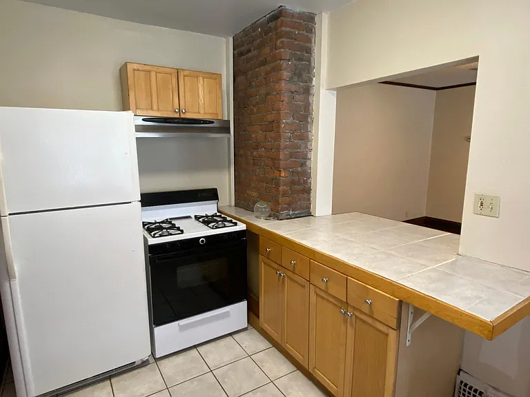 2661 Hampshire Rd #2 — Photo 4