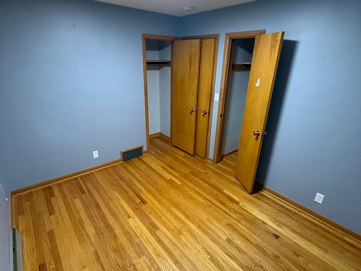 3 bed, 2.5 bath, 945 sqft, $1,975 — Photo 4