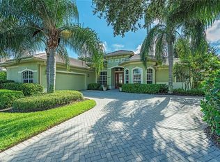 4980 Rustic Oaks Cir, Naples, FL 34105