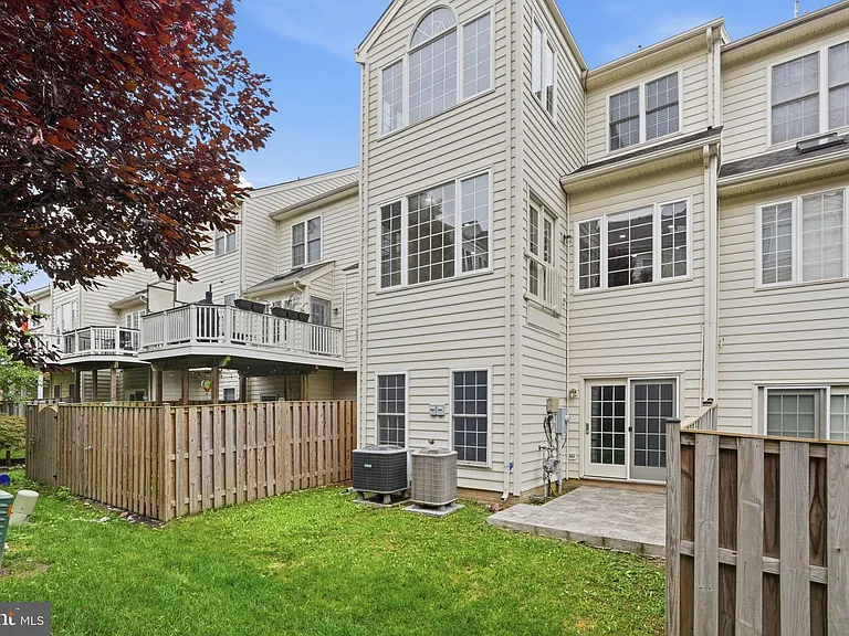 25196 Whippoorwill Ter — Photo 38