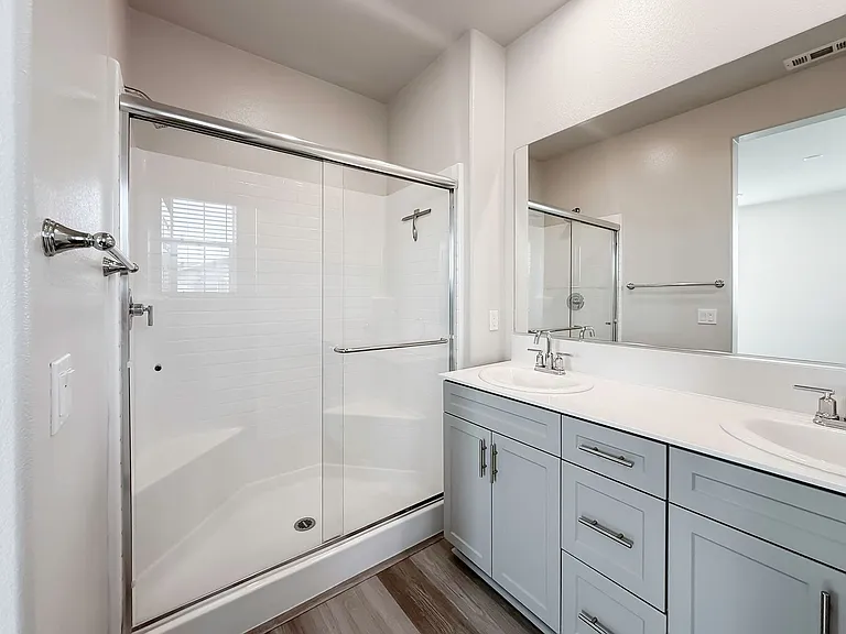 28076 Melrose Dr — Photo 46