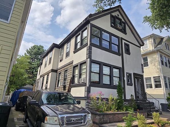 310 S 4th Ave