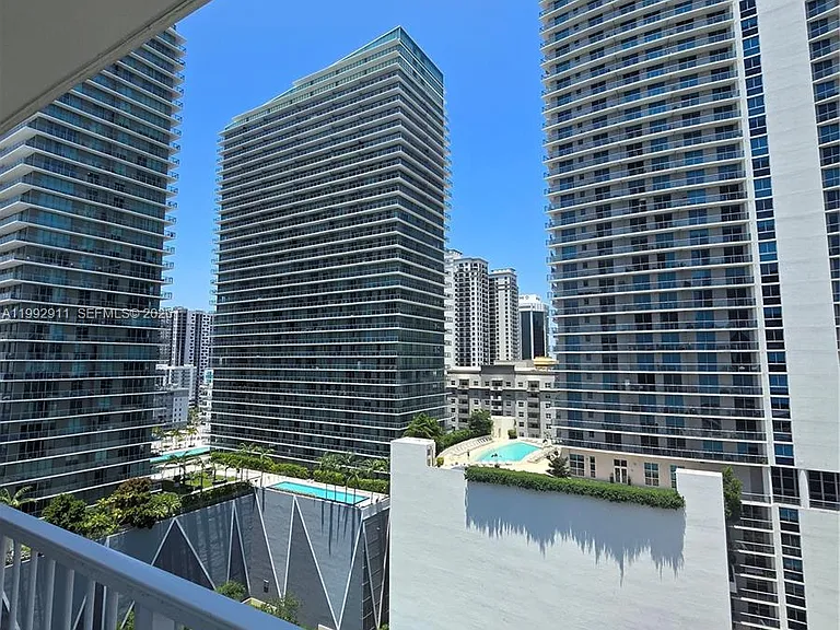 1250 S Miami Ave #1514 — Photo 30
