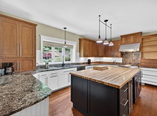 3 Archelaus Hill Rd, West Newbury, MA 01985