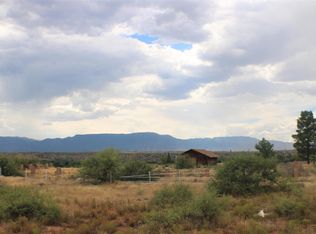 190 S El Rancho Bonito Rd, Cornville, AZ 86325