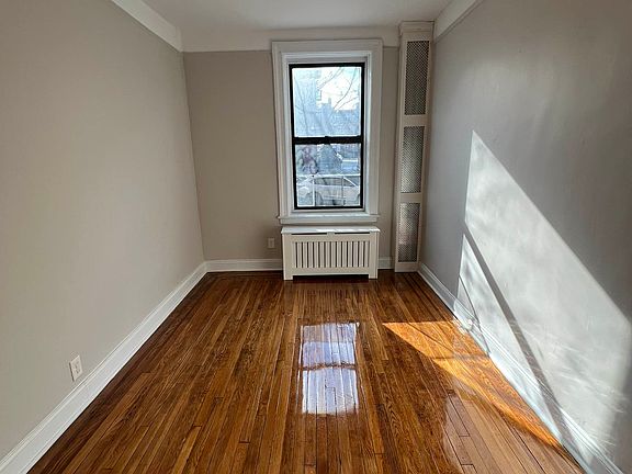 4th image of 2521 31st Ave #A15