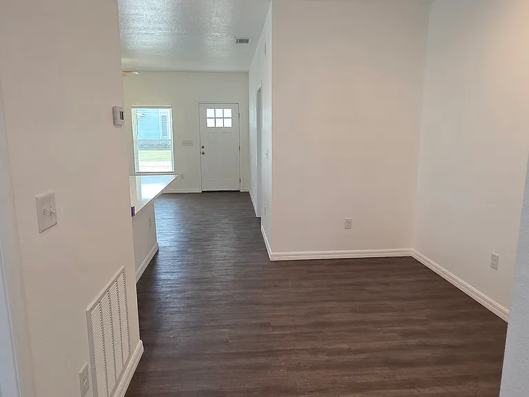 500 2nd St NW — Photo 18