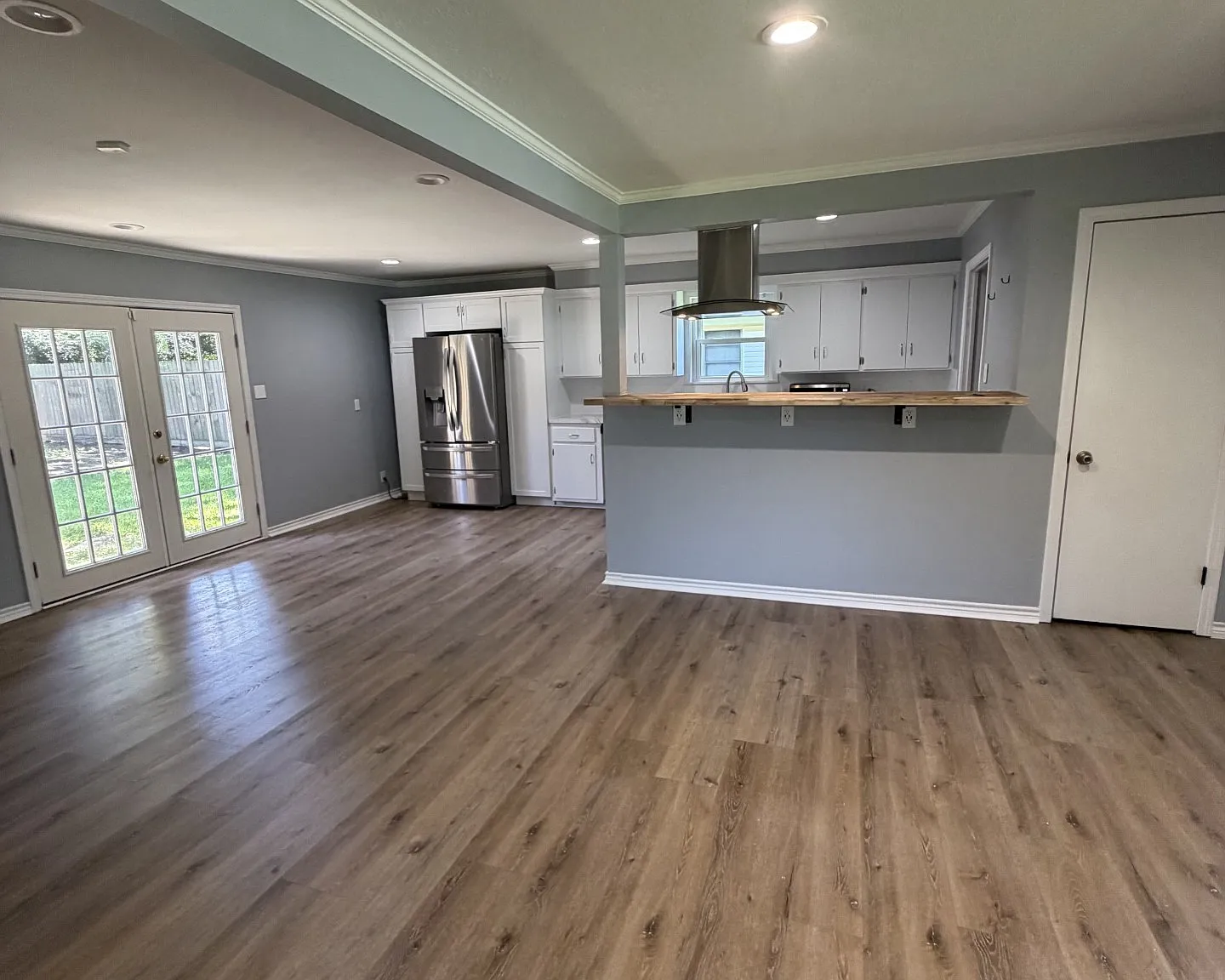3 bed, 1858 sqft, $2,100 — Photo 4