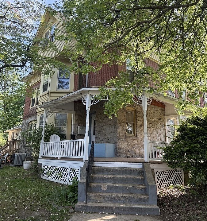 1st image of 48 W La Crosse Ave Floor 3