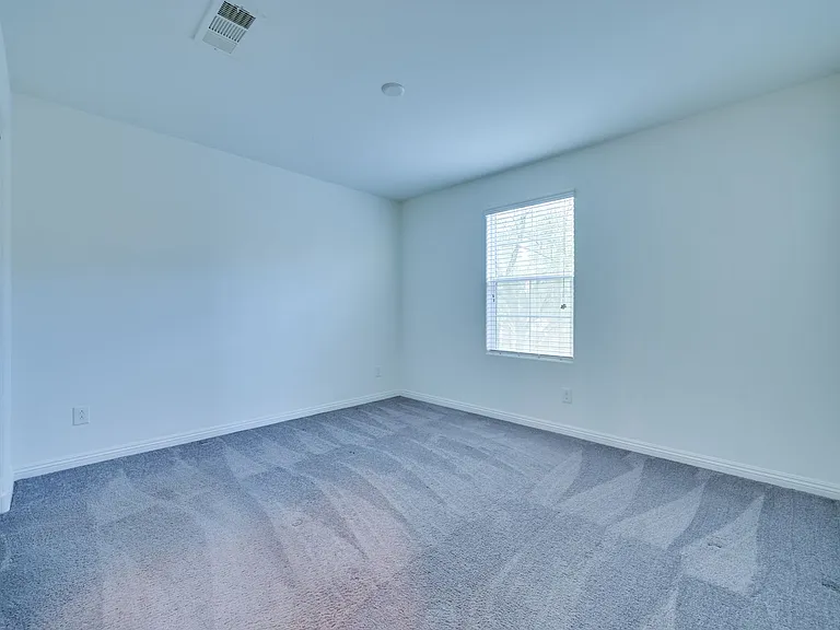 5202 Dubris Dr — Photo 38