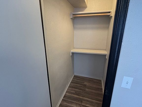 5th image of 500 SW 10th Ave #10