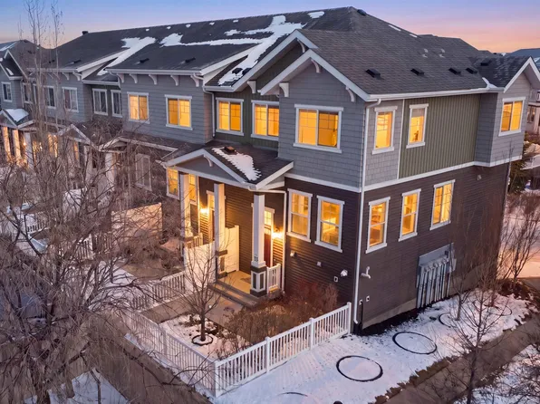 7385 Edgemont Way NW #33, Edmonton, AB T6M 0R9