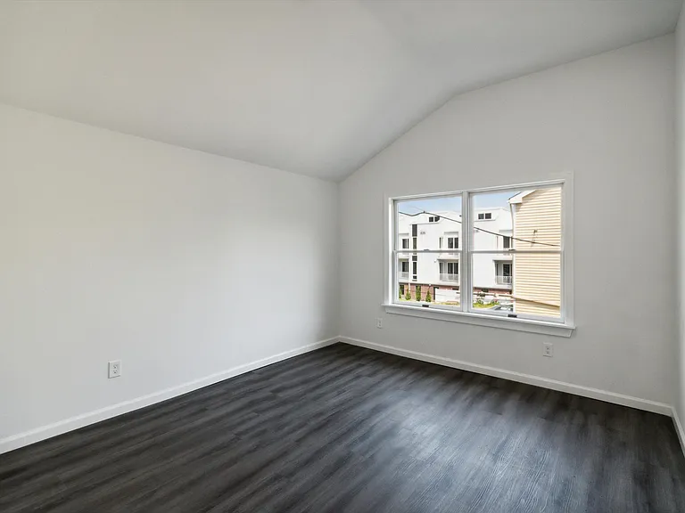 152 Nassau St #22 — Photo 10