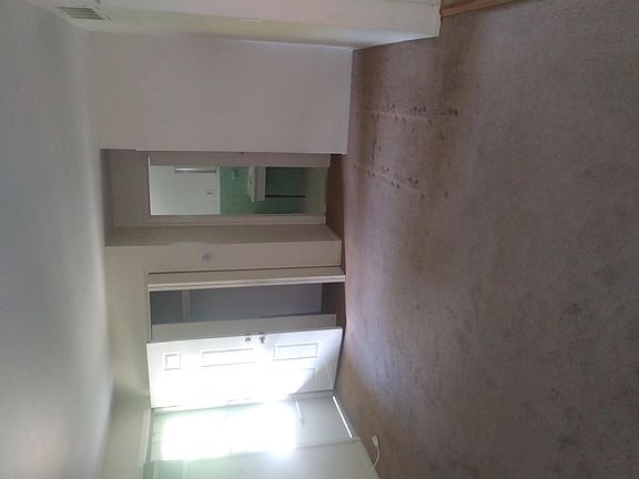 2nd image of 31075 Krauter St APT 8