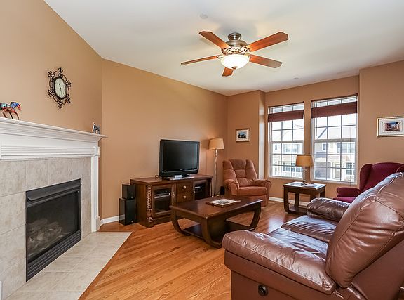 2nd image of 1162 Kilbery Ln #1162