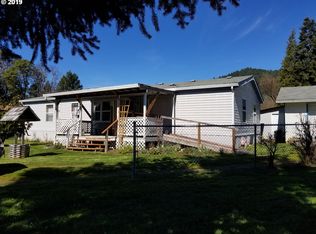 170 Gaddis Ln, Glendale, OR 97442