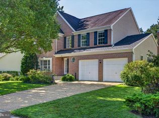 28 Brookshire Dr, Warrenton, VA 20186