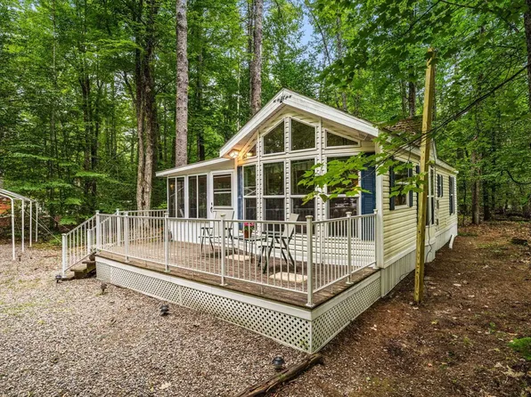 11 Pine Road, Wakefield, NH 03830