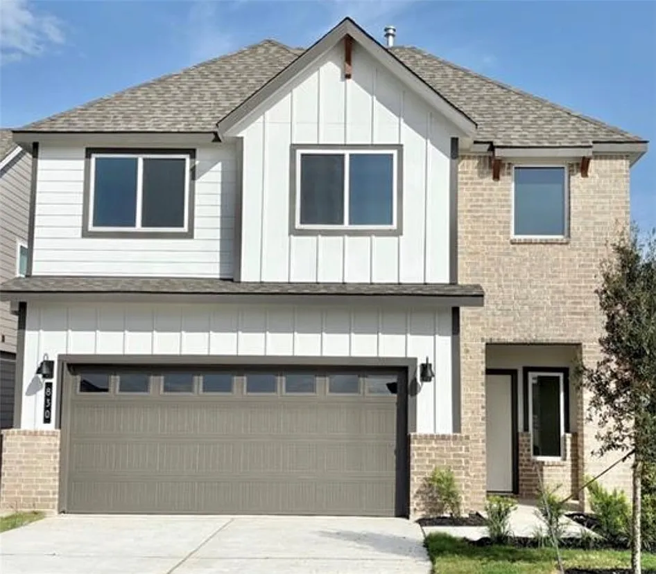 3 bed, 2.5 bath, 1700 sqft, $2,200 — Photo 1