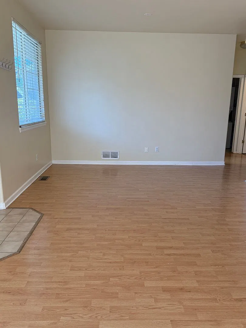 2 Bed/2 Bath in Hunter's Glen — Photo 4