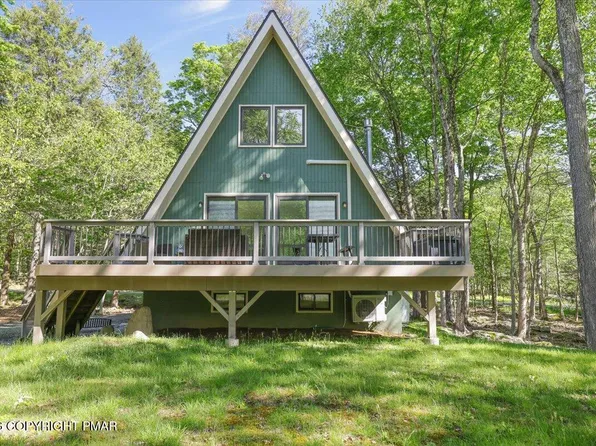 1334 Pocono Dr, Gouldsboro, PA 18424
