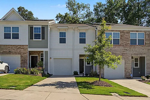 1005 Dakine Dr Photo 1