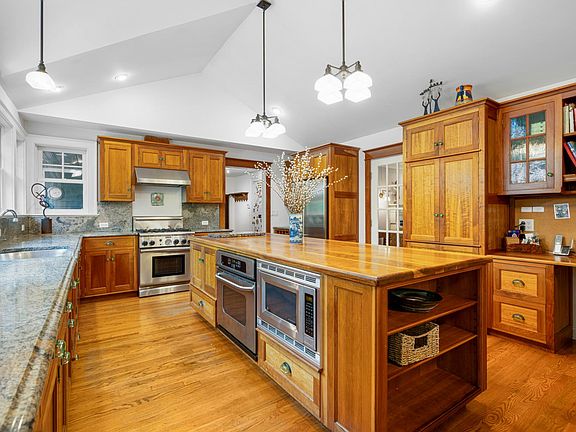 5th image of 712 Seney Ave