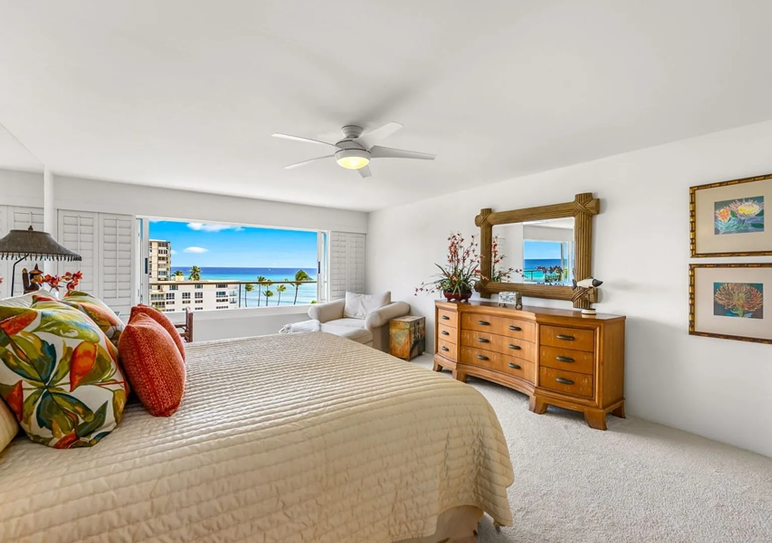 Colony Surf Hideaway: Oceanfront 2BR w/ Sleeper Sofa, Views & Beach Access — Photo 4