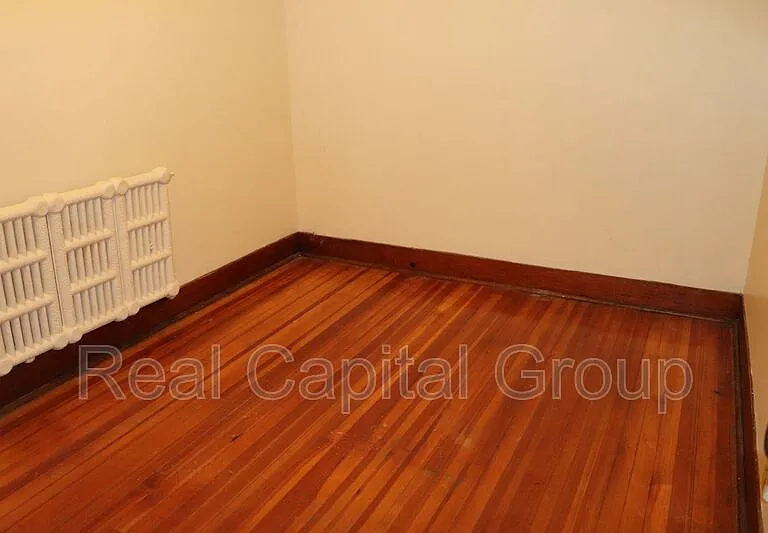 69 Lexington Ave #2 — Photo 15