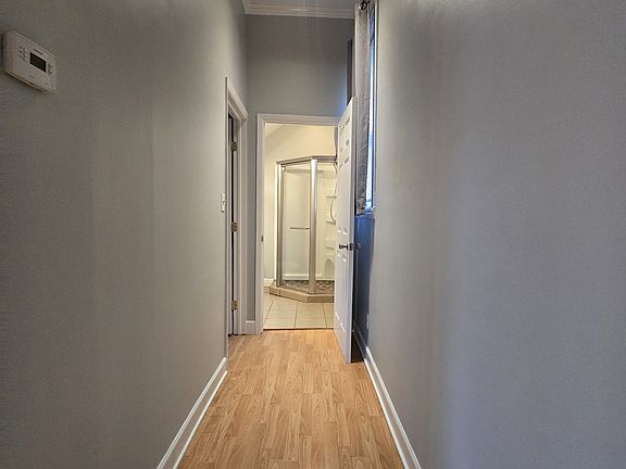 5th image of 211 Linwood Ave #4