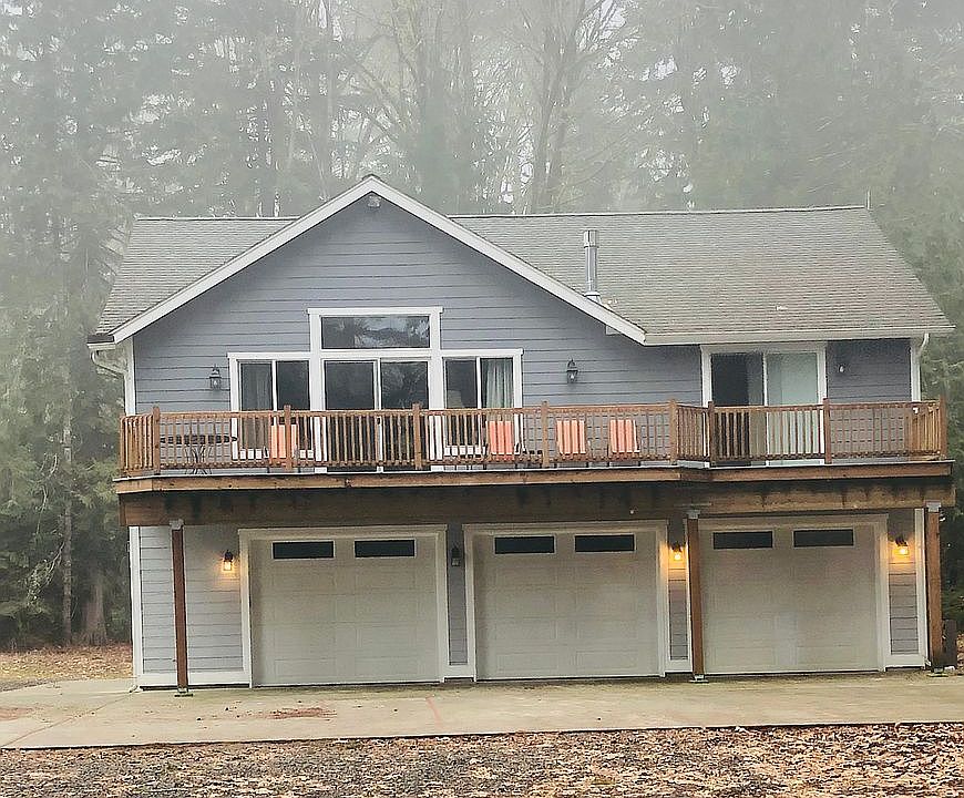 Private upstairs apartment. 