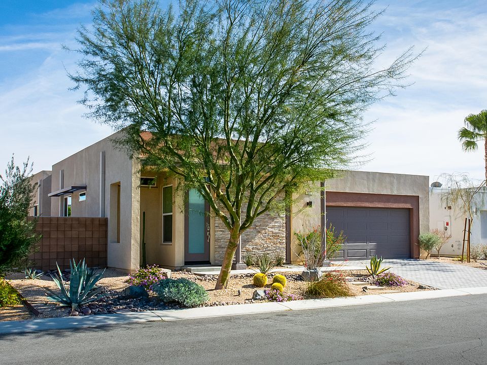 1st image of 684 Bliss Way