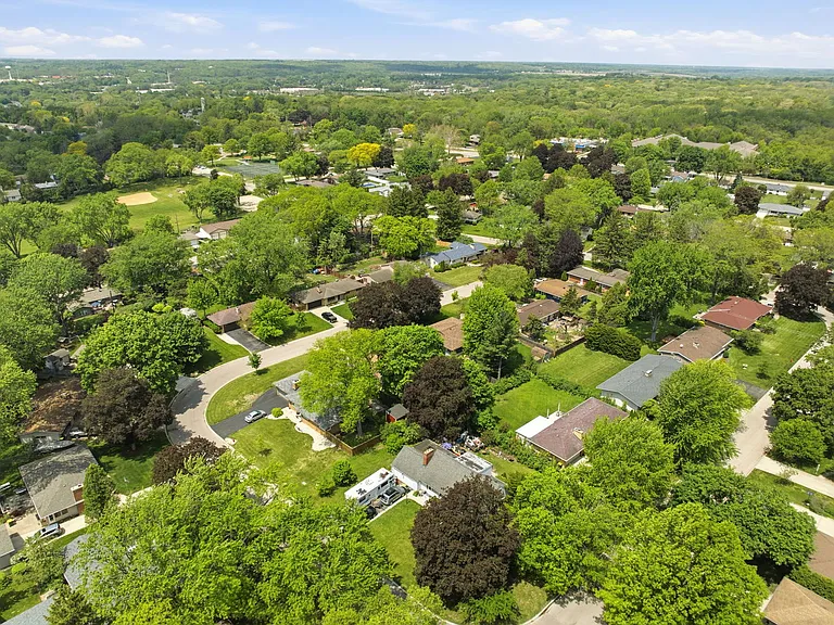 152 Crestwood Dr — Photo 34