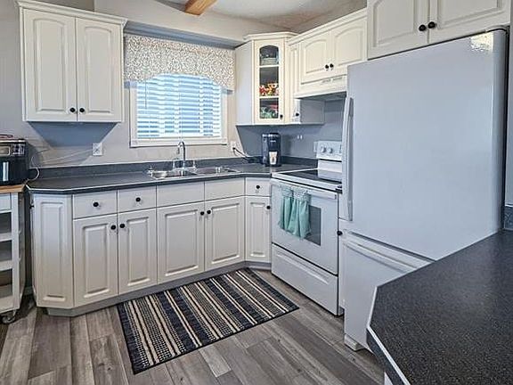5th image of 4305 N 47th Ave