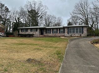 232 Pineridge Dr, Gadsden, AL 35904