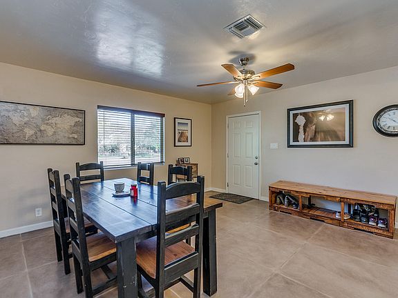 5th image of 2534 E Blacklidge Dr