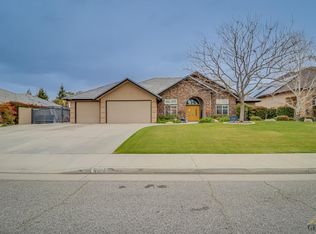 9414 Val Di Chiana Dr, Bakersfield, CA