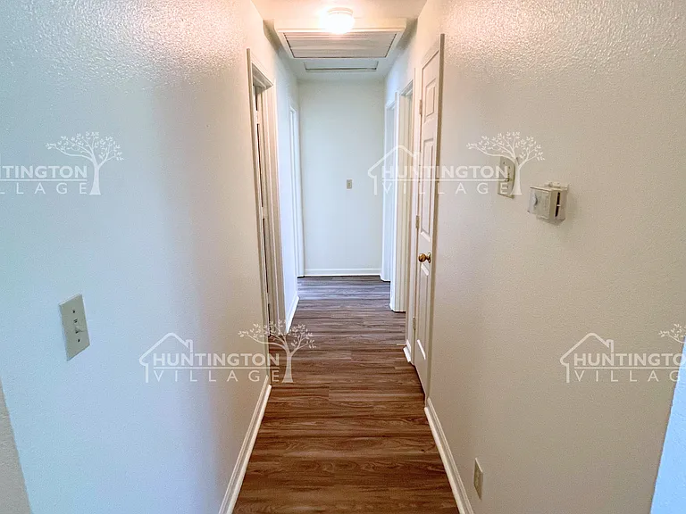 711 Olmstead St — Photo 7