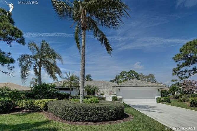 1st image of 1542 SW Troon Cir