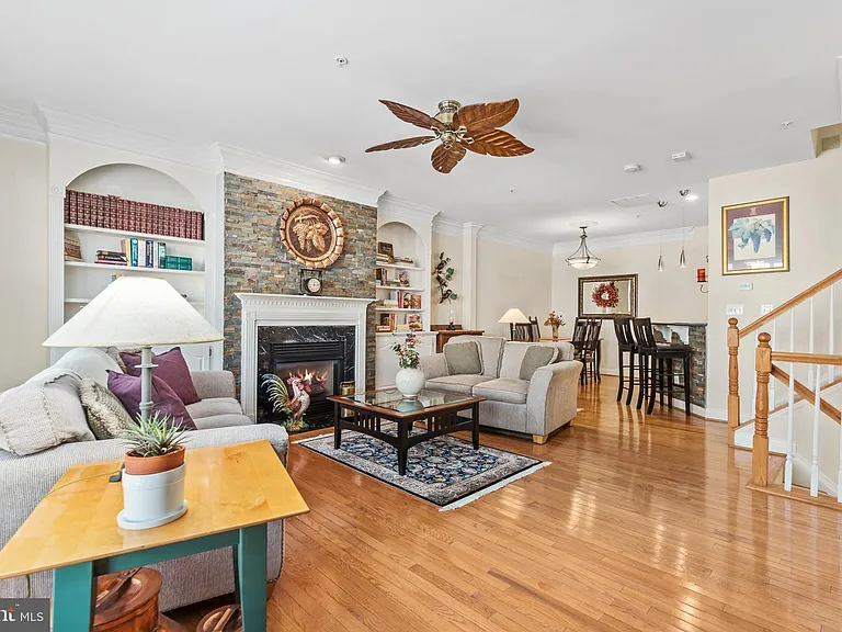 5114 Oneill Ln — Photo 9