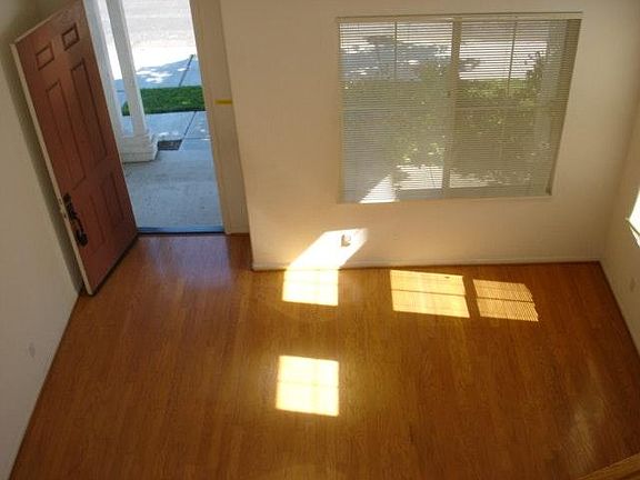2nd image of 908 Baines St