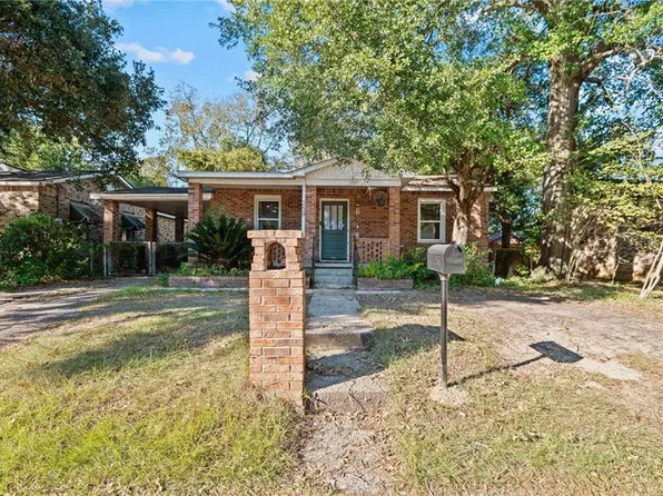 258 3rd Ave, Chickasaw, AL 36611