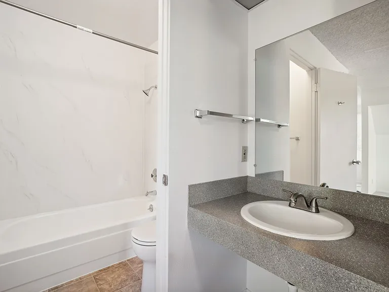 Plan F, 704 sq ft, 1 bed/1 bath