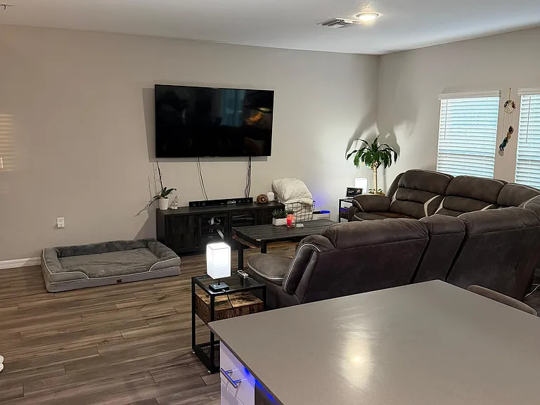 7563 Freesia Trce — Photo 10