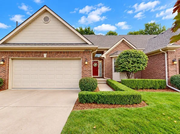 20833 Belclare Dr, Macomb, MI 48044